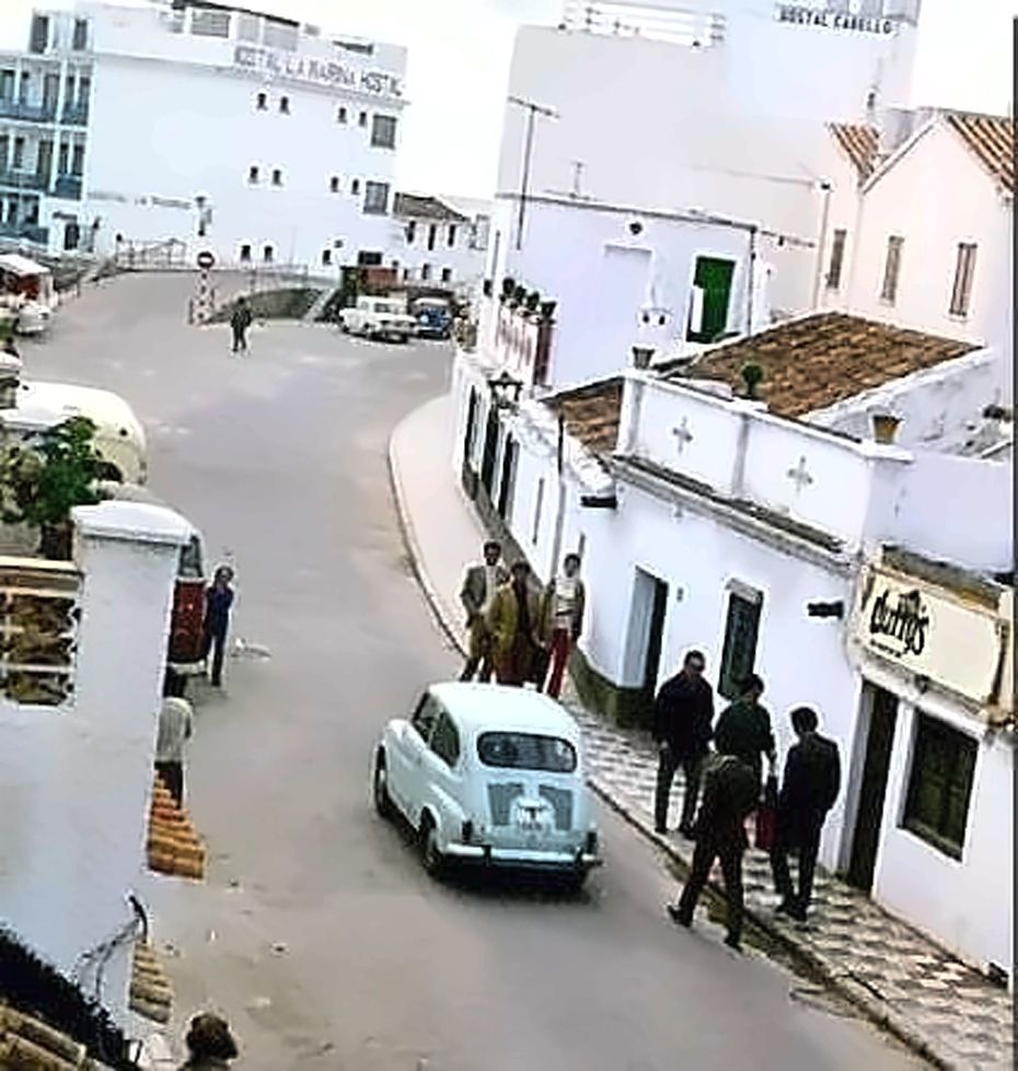 Calle Carmen, La Carihuela, en los años 60-70